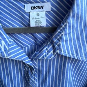 DKNY Women’s Blue and White Pin Striped Shirt